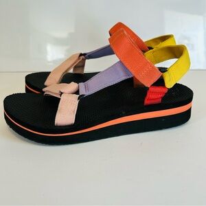 TIME & TRU Cushion Sole Women's Sz 9.5 Platform Nature Sandal Shoes Rainbow